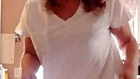 She Applies Lotion to Her Sexy Mature Skin