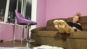 Neylon blonde foot fetish showcase