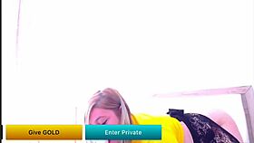 cam girls going crazy with squirting?