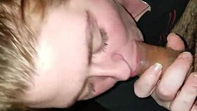 My coworker's gf sucking me off 😏