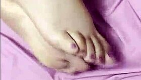 tickling her feet led to fucking this mature mexican lady