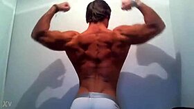 Jeff Seid HD flexing his muscular bodybuilder physique