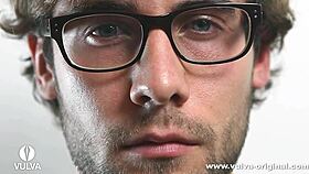 intriguing feast on a perfectly shaved pussy