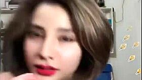 check out this hot girl dancing and showing off her bingo 😍