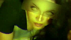 Empinada esperaba una rica verga hasta que invite a mi amante a que me diera leche?