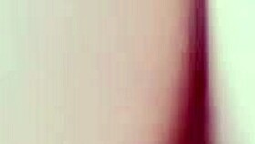 hitto, Elizabeth Liones, sun ihanat perse sai poratun sillä isolla kyrvälle!