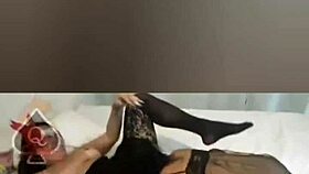 Me Exibindo Na Orla Em Salvador Antes De Ser Devorada Por Cinco Baianos Pirocudos Ainda Me Lambuzei Na Buceta Gostosa De Uma Amiga Baiana