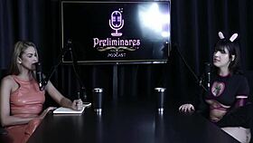 wow, ninfomaniaca masturbates twice so easy! 😍