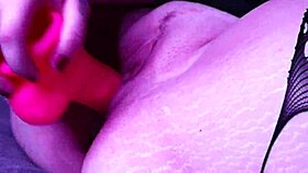 i'm fuckin my pink dildo in heels and stockings, cummin so hard