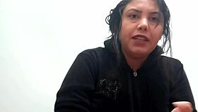 Sarah Rosa's vlog contrasts sexy actress with sex scams