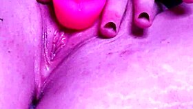 i'm fuckin my pink dildo in heels and stockings, cummin so hard