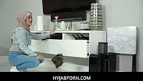 ורוניקה ולנטיין ופיטר גרין בפעולה עמוקה בג'יבאב בשביל הייג'אבפורן