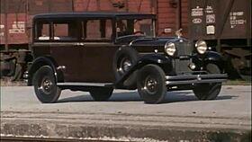 Wonderful Redhead Gives Blowjob and Cumshot