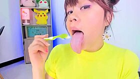 Lila Jordan Brushing Teeth with Saliva and Tongue Spitting Fetish