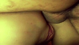 सेक्सी ब्लॉन्ड मेगन को किचन फ्लोर पर अस्स में हार्ड ड्रिल्ड