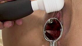 dude, i just wanna see this half-japanese beauty's shaved body up close