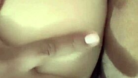 La esposa de mi hermano tiene un enorme culo