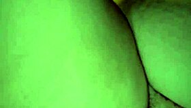 thicc milf fingers pussy to cum orgasm