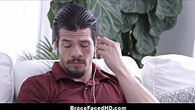 Adik ipar lucu 18+ berkawat gigi dientot kakak ipar taboo seru