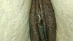 While she masturbates pussy i fuck anal