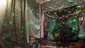 Steffi's Pussy Dance in Green Chemise!