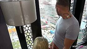 Hej, chcesz zobaczyć tę krągłą Niemkę rżniętą w hotelu?