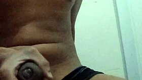 look at this novinho carioca with his monster cock, wanna see?