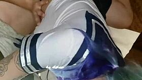 Este chino me taladró rico por la vagina hasta correrse adentro en follar interracial con mexicana