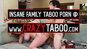 Belle-mère aux gros seins Rachael Cavalli baise sans honte son beau-fils