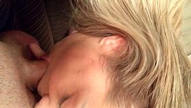 Boquete Perfeito Antes De Socar No Cú Da Loira Gostoso