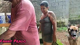 Fomos Alugar Uma Casa E Tive Que Dar Gostoso Para Os Donos Enquanto O Meu Marido Chupa A Minha Buceta