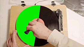 Venezolana milf gives blowjob