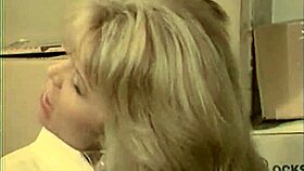 Calze di seta scatenate: cavalcata selvaggia cougar