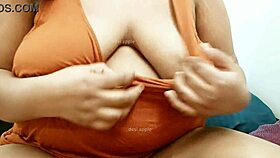 My Tamil Sexy Aunty with Big Boobs Drives Me Wild