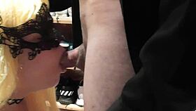 Vaya Mamada Me Hace La Rubia Con Blowbang Cum