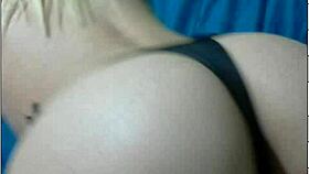 want to see viivixinha rip her clothes off?