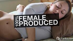 Sexy Bridgette Teasing Nipples To Orgasm With Toys