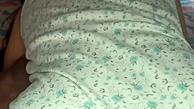 garota indiana gostosa é fodida na noite do primeiro encontro com seu amante