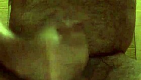 A story about using the public toilet outdoors