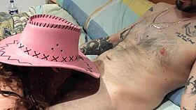 Chica Vaquera Me Hace Una Mamada Cowgirl