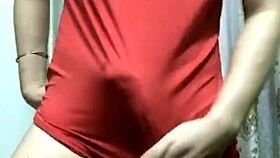 Guy on Blued with big dick chatting casually