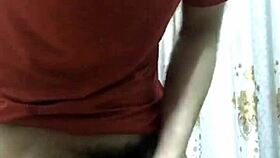 Guy on Blued with big dick chatting casually