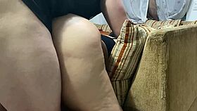 i'm a rabuda wife on all fours reading comments and chatting with fans