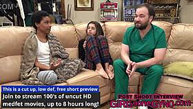 Miután a betegek elmennek, a csintalan nővér Aria Nicole megadja magát a doktor Tampa vad vágyainak a girlsgonegynocom-on