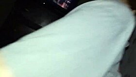 keisha gives a blowjob to big cock.