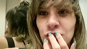 Latina teen offers shaved pussy to uber driver for payment