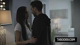 Jaye Summers Takes Doggystyle and Blowjob from Boyfriend