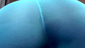 i love watchin that german mistress teasin with ass play on webcam