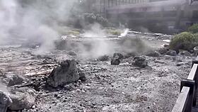 i enjoy acrobatic moves in the hot spring