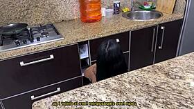 found my stepdaughter’s big ass while cleaning in sexy shorts